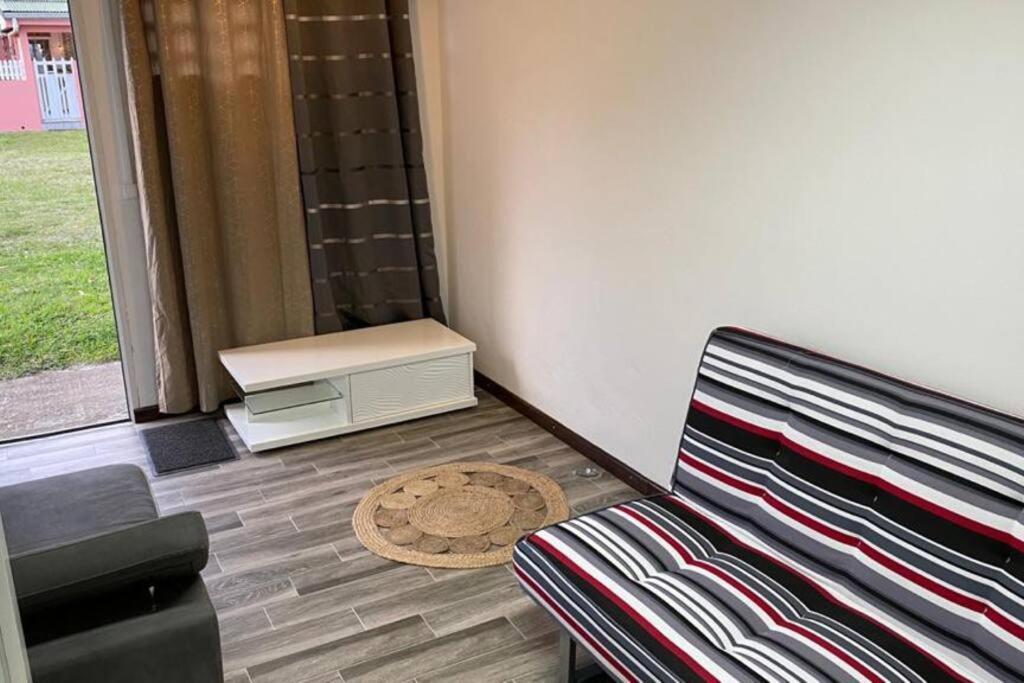 Le Relais Des Voyageurs Apartment ฟอร์-เดอ-ฟร็องส์ ภายนอก รูปภาพ